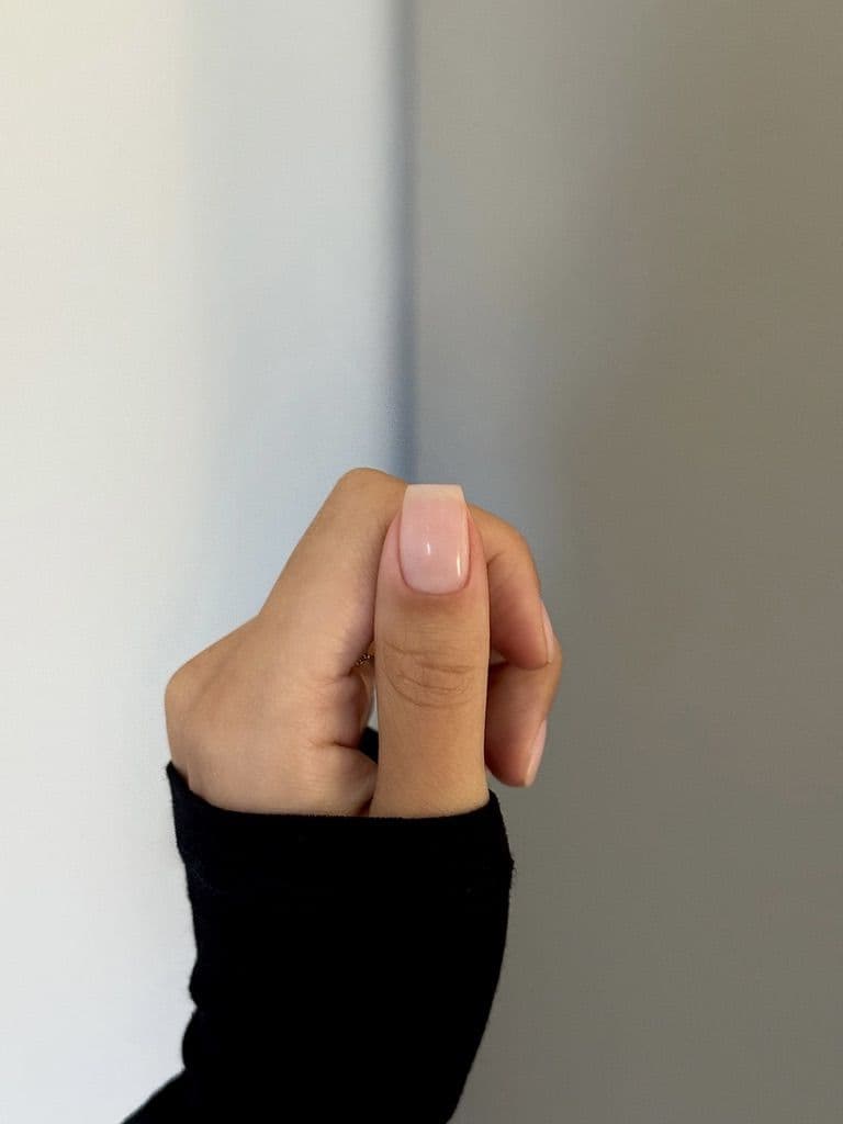 Natural manicure finish